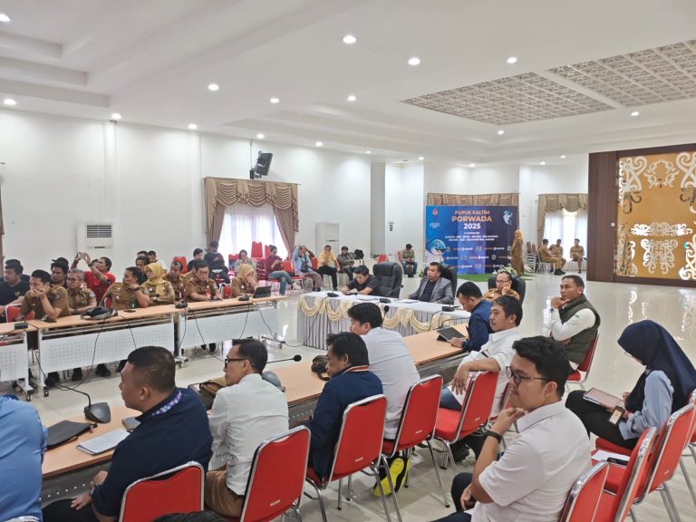 Rapat pembentukan tim sepak bola Bontang.