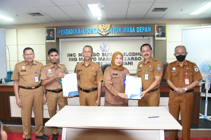 Sertijab Disdikbud Bontang Jadi Langkah Strategis Tingkatkan Kinerja Pelayanan
