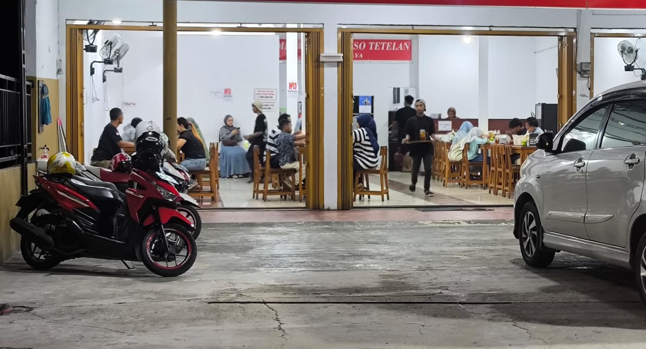 Salah satu rumah makan di Kota Bontang.